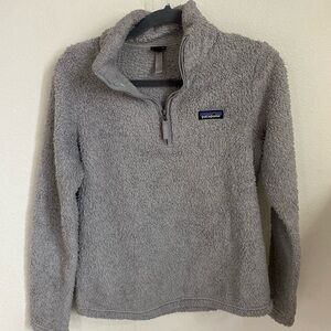 Grey teddy 3/4 zip Patagonia pull over UGC